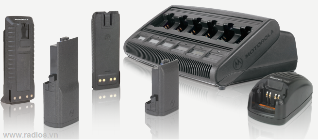 Bộ sạc pin thông minh 6 hộc dùng cho bộ đàm P6620I P6600i